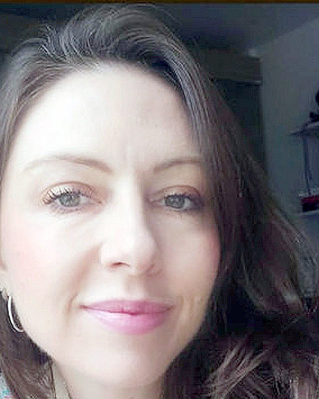 Professor(a) Carla