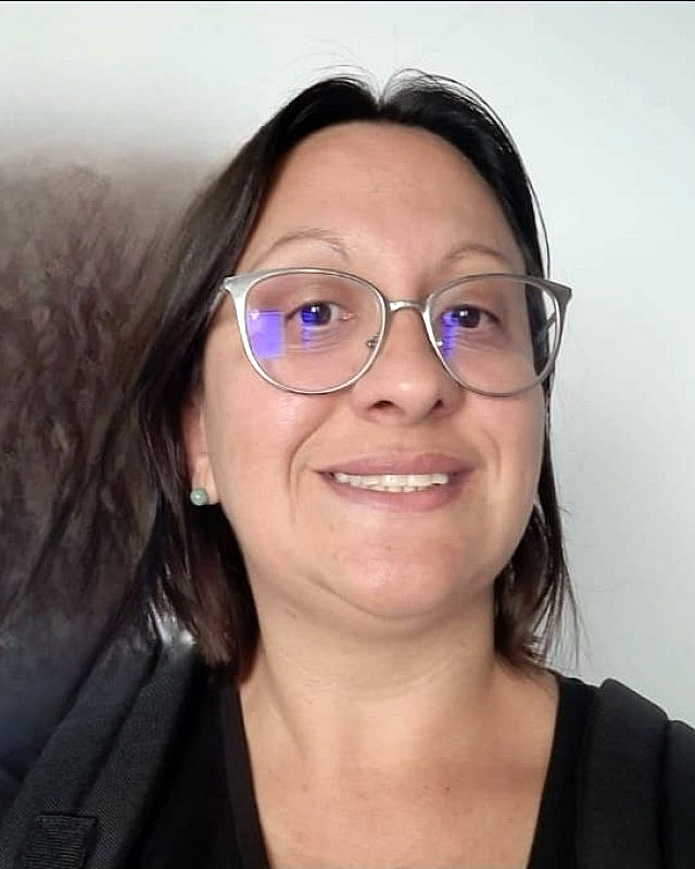 Professor(a) Helen