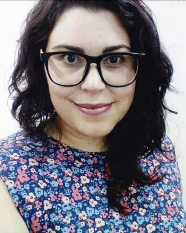 Professor(a) Raquel