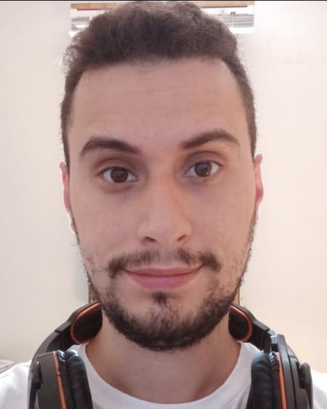 Professor(a) Richard