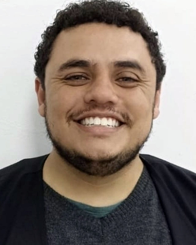 Professor(a) Rodrigo